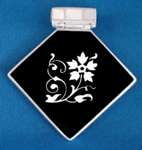 Black Onyx Necklace with Engraved Flower Design 2