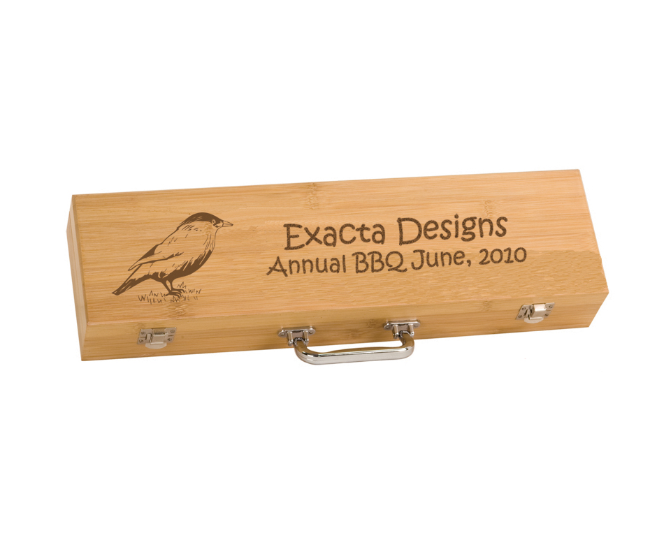 Custom engraved BBQ tools gift set with personalized text and the bird design of your choice. Bird BBQ Set