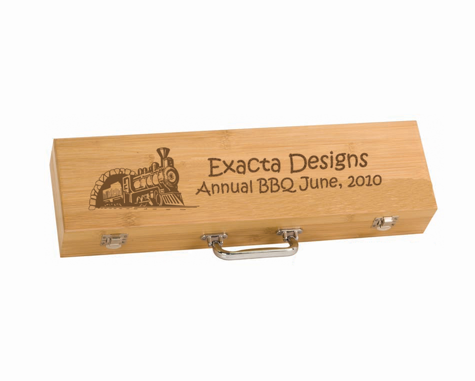 Custom engraved BBQ tools gift set with personalized text and the train design of your choice. Train Design BBQ Set